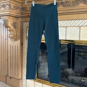 Size 4 lululemon align